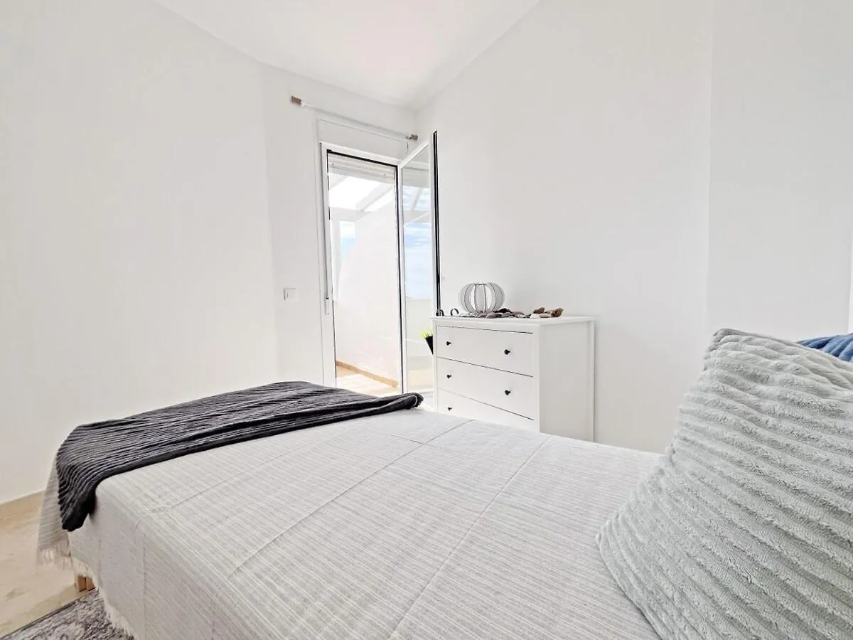 Cozy And Quiet Apartment With Sea Views Manilva 0*,