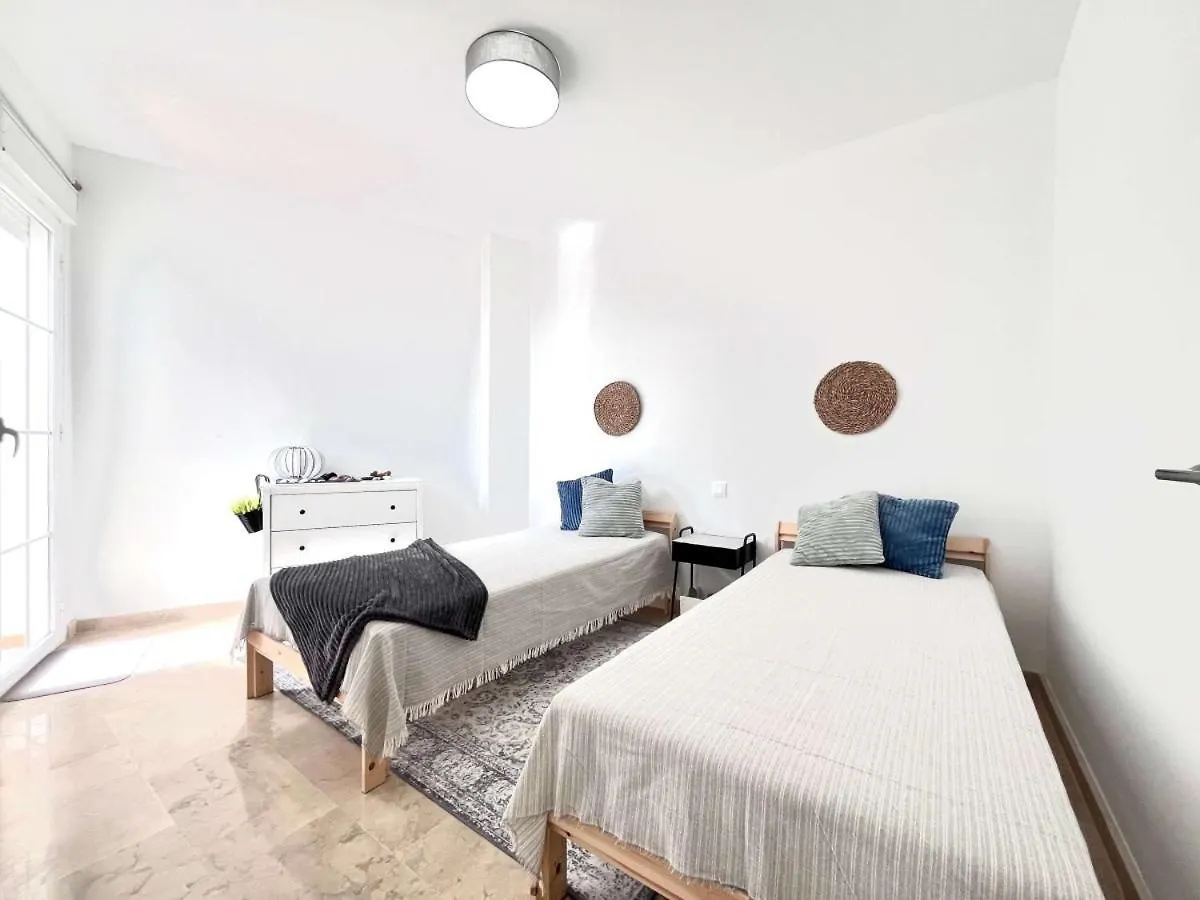Cozy And Quiet Apartment With Sea Views Manilva Spain