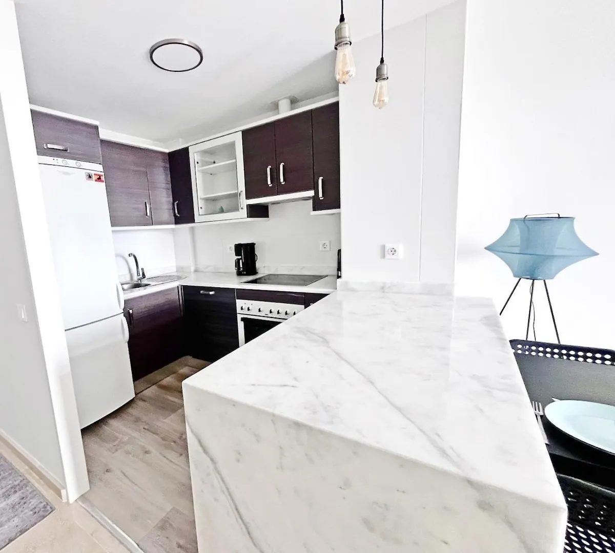 Cozy And Quiet Apartment With Sea Views Manilva Spain